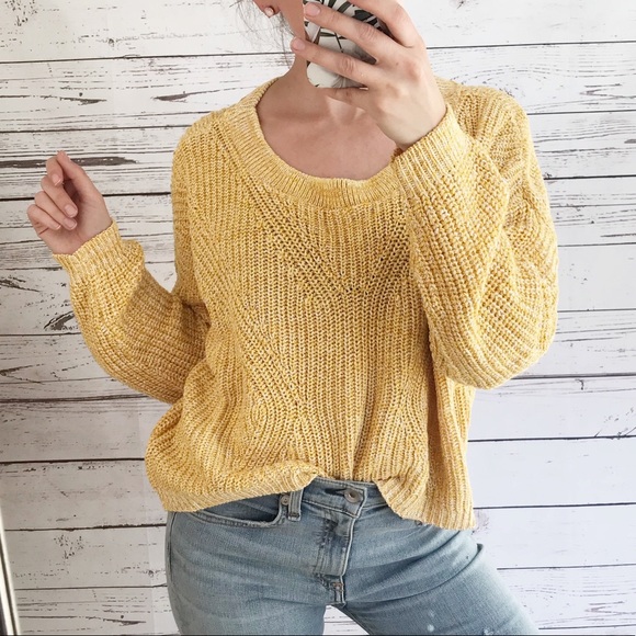 cable knit split back pullover sweater